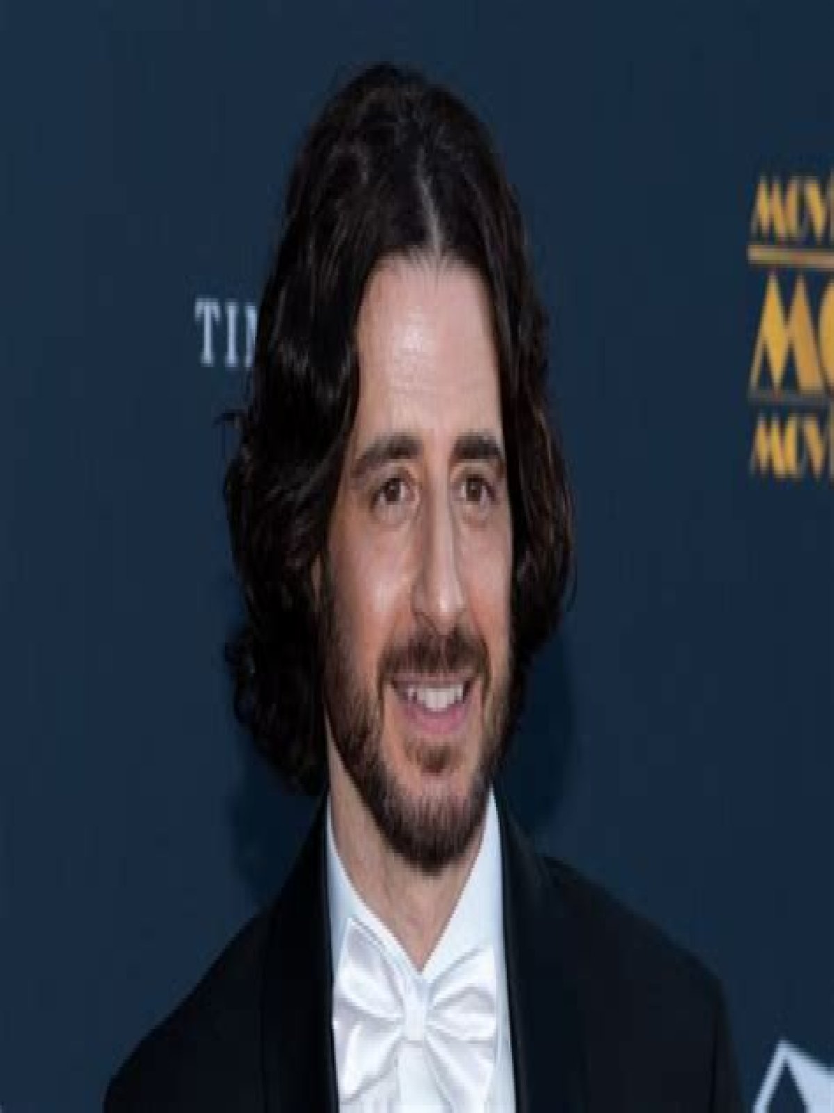 Has Jonathan Roumie Not Been Able To Connect With The Right Partner