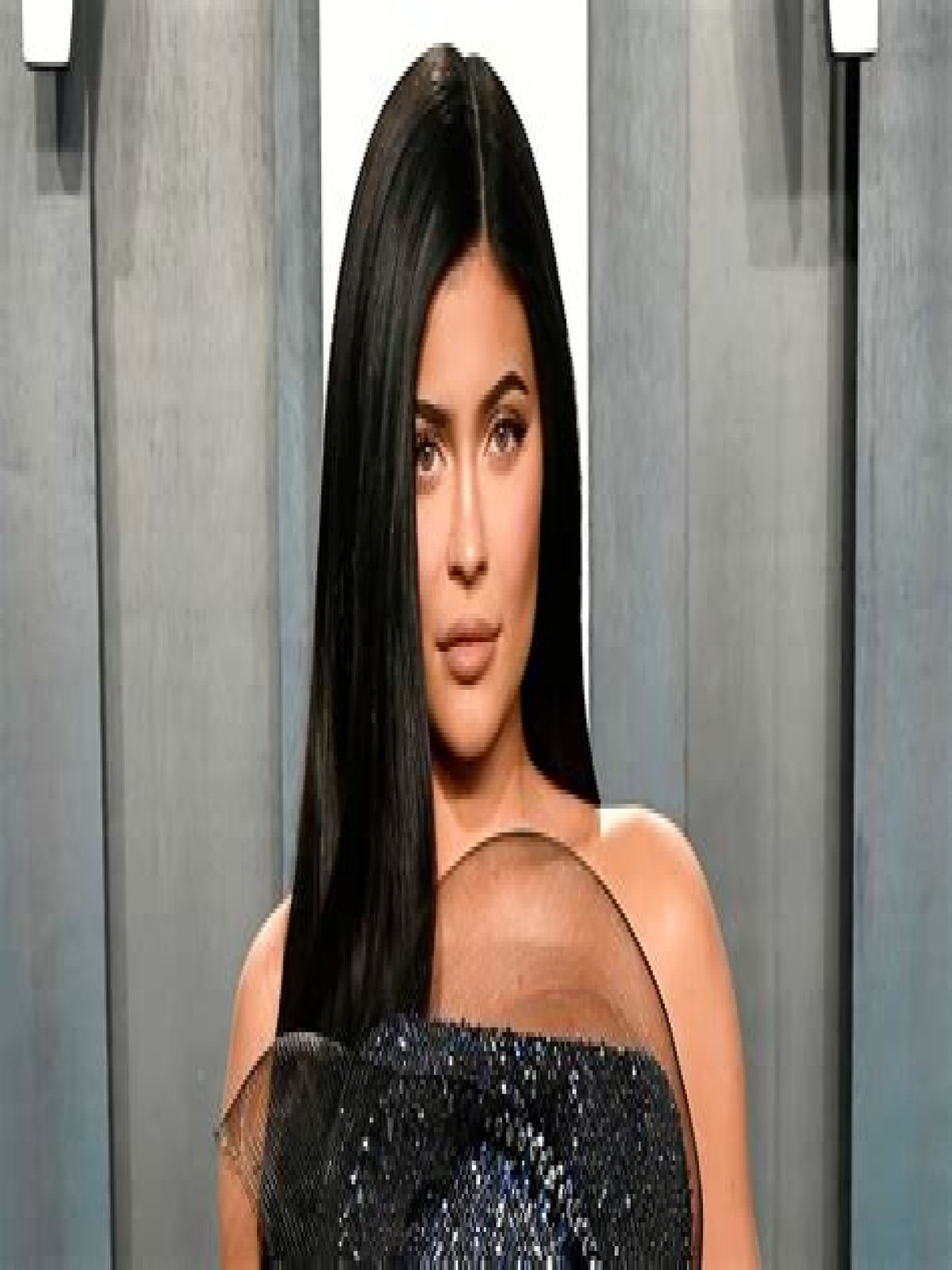 KUWK: Kylie Jenner Criticized For Buying Expensive Louis Vuitton Chopsticks Instead Of Helping With The Coronavirus Pandemic!