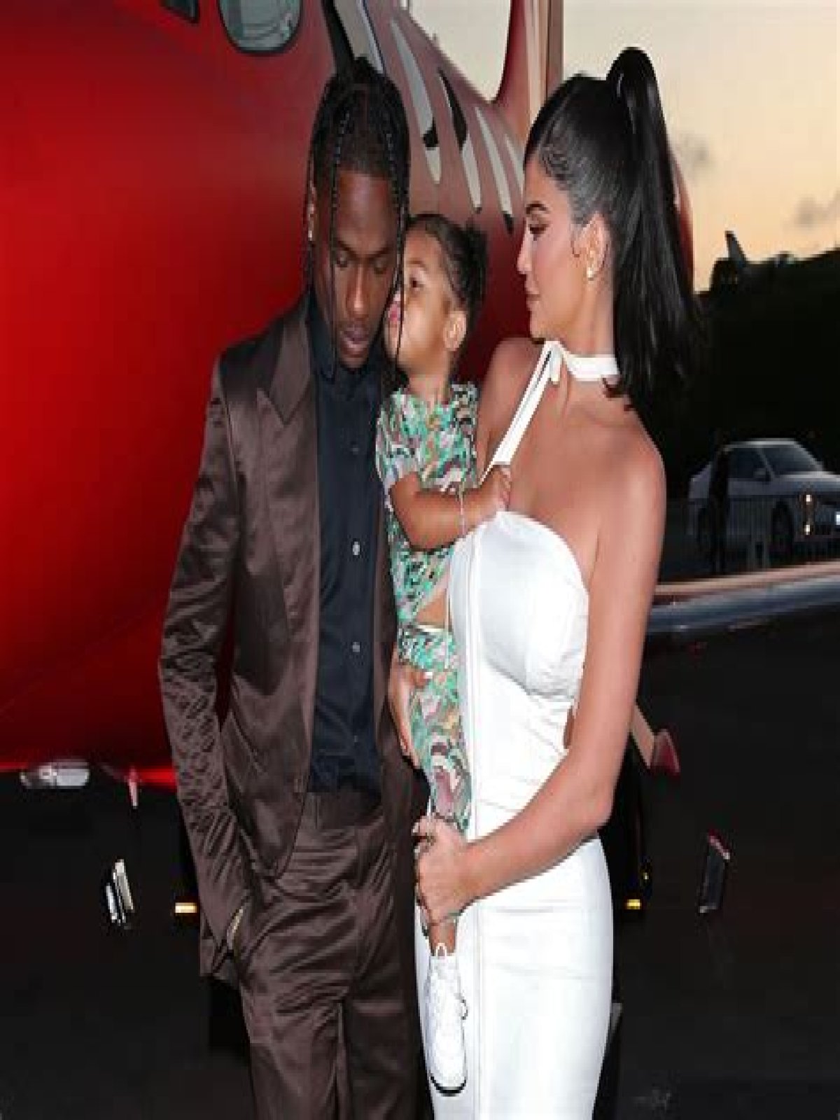 Travis Scott's Girlfriend: A Deep Dive Into Their Relationship