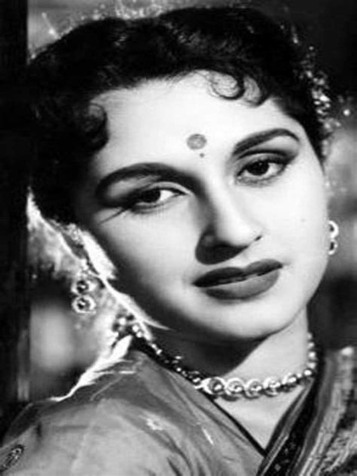 Unveiling The Enigma Of Bina Rai: The Timeless Actress