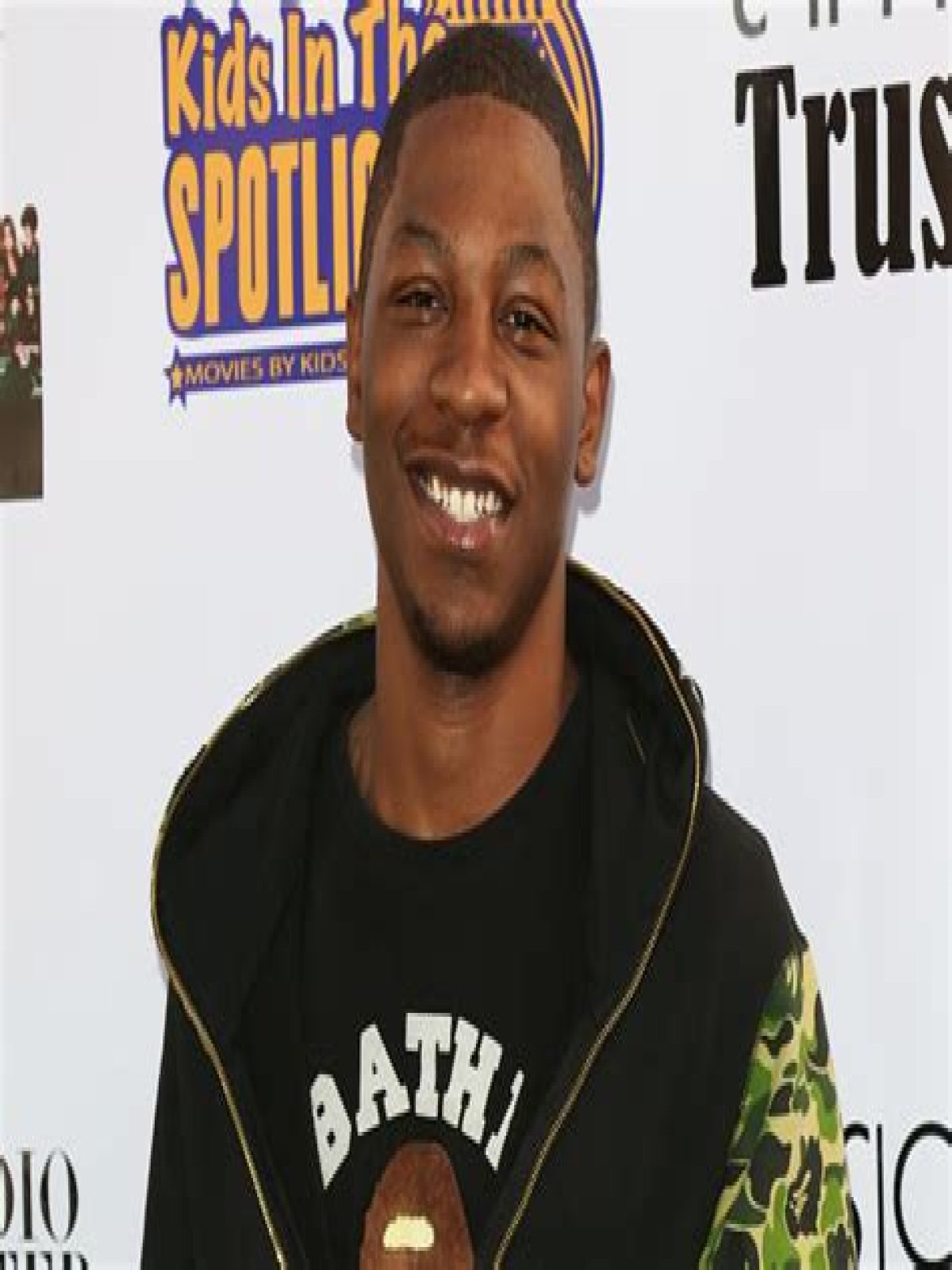   What is Bobb’e J. Thompson’s height as he freestyles on Wild ‘N Out?    Wed 23 March 2022 15:55    Celine Byford    